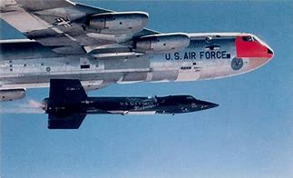 X-15, release from Boeing, B-52, in Flight.jpg